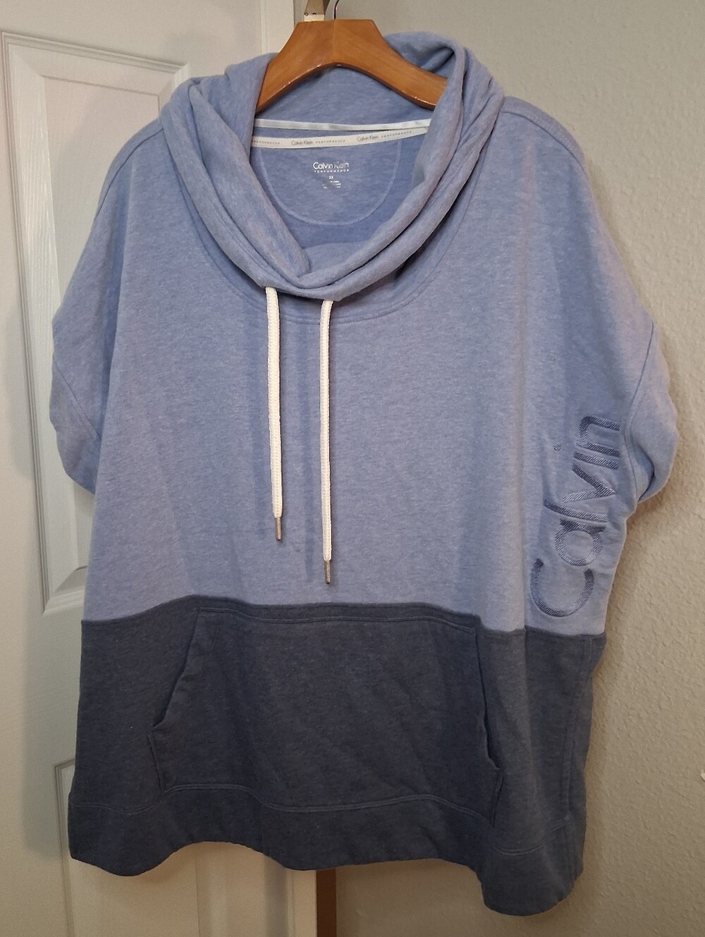 Calvin Klein 3X Short Sleeve Sweatshirt